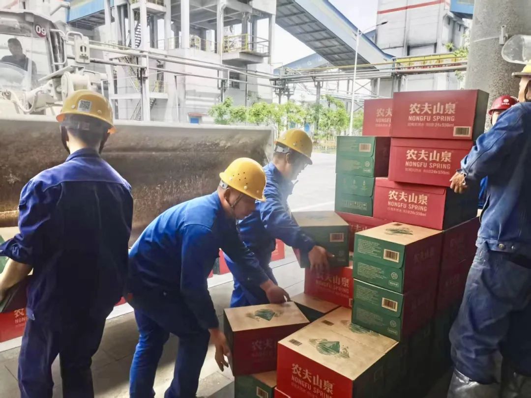 1747787084894200.jpg 640.jpg