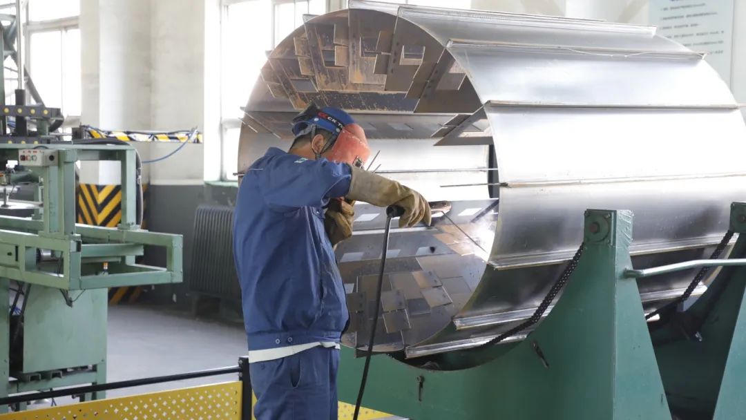 1756167112569181.jpg 640.jpg