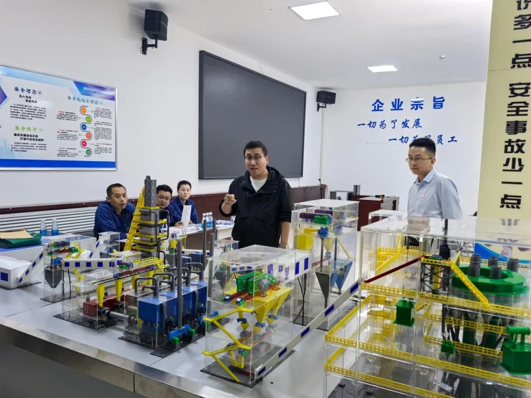 1758587584211501.jpg 640 (2).jpg